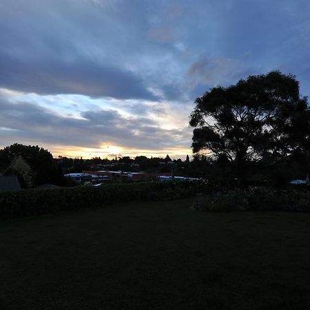 Harbinger House Bed & Breakfast Tauranga Exterior photo